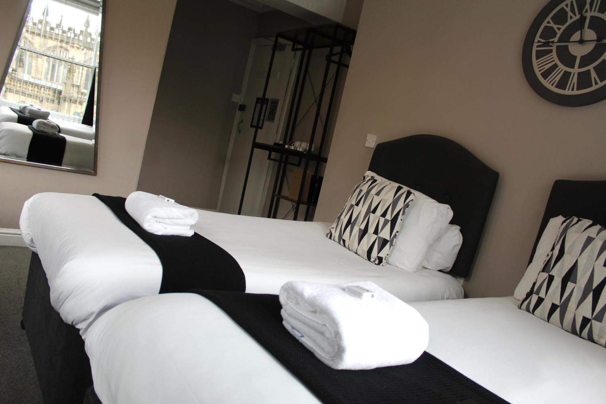 Mitre Hotel Manchester City Centre Exterior foto