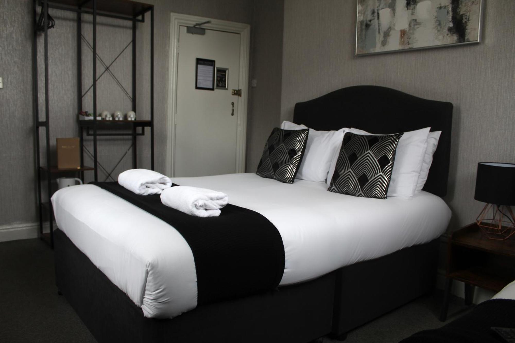 Mitre Hotel Manchester City Centre Exterior foto